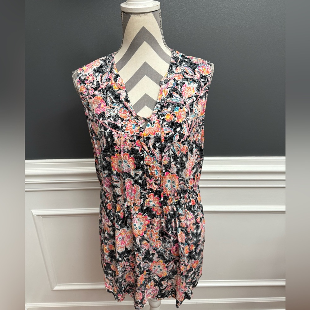 Cute Torrid Floral Sleeveless Top Size 1